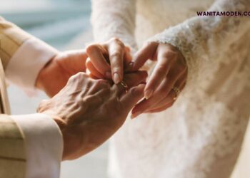 Pakaian Malam Pertama Menurut Islam