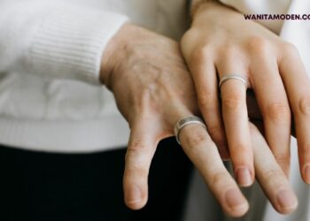 Kewajiban Istri Terhadap Suami