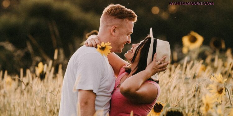 Cara Melayani Suami Agar Tambah Sayang