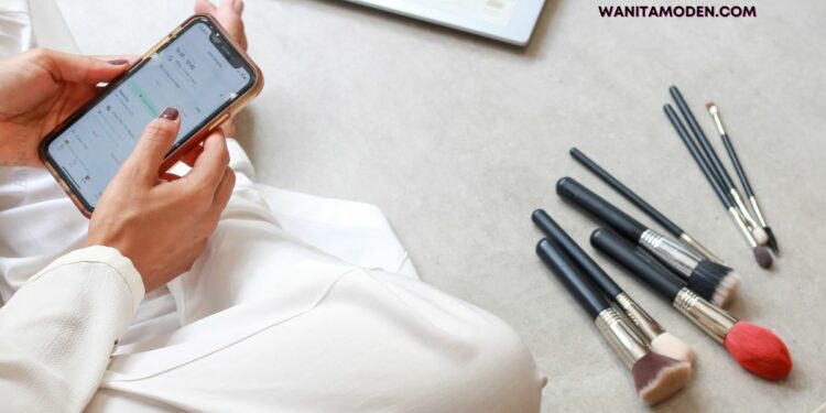 Dandanan yang Menggoda Suami