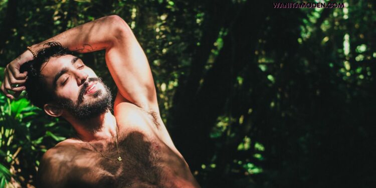 Bahasa Tubuh Lelaki Terangsang