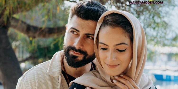 Doa Pengikat Kasih Sayang Suami Isteri