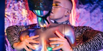 cara besarkan payudara oleh suami